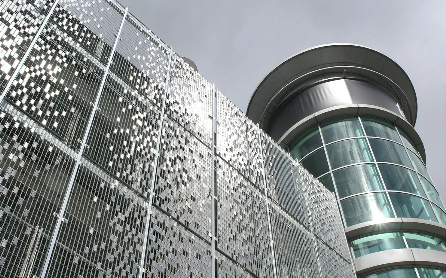 Dynamic Wall Installation STEREO-KINETIC® Wall System | Dynamic Facade & Cladding